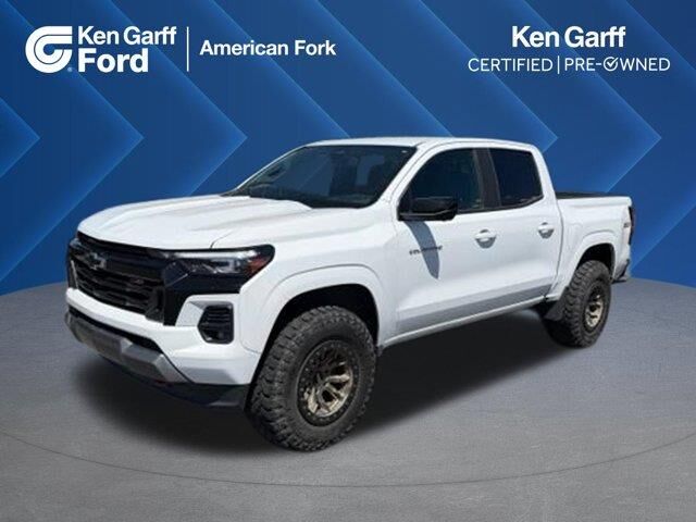 2024 Chevrolet Colorado Z71 — photo 1 of 39