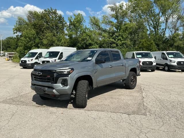 2024 Chevrolet Colorado Z71 — photo 1 of 26