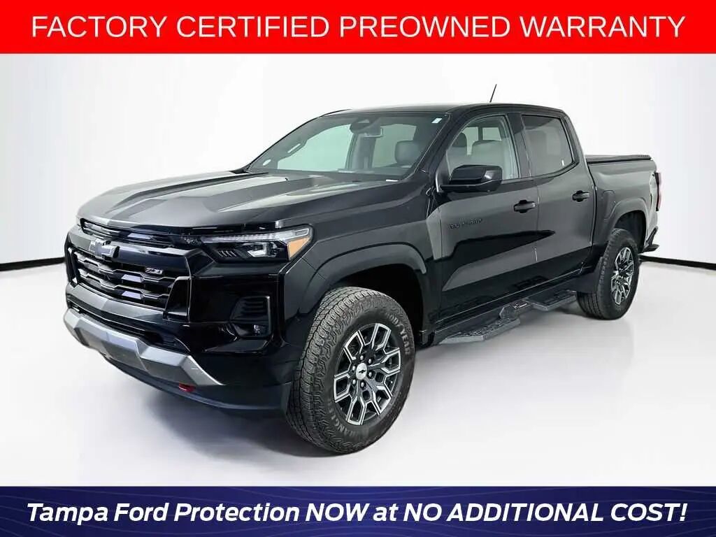 2023 Chevrolet Colorado Z71 — photo 1 of 39