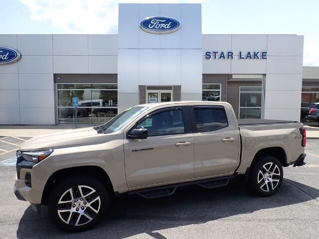 2023 Chevrolet Colorado Z71 — photo 1 of 13