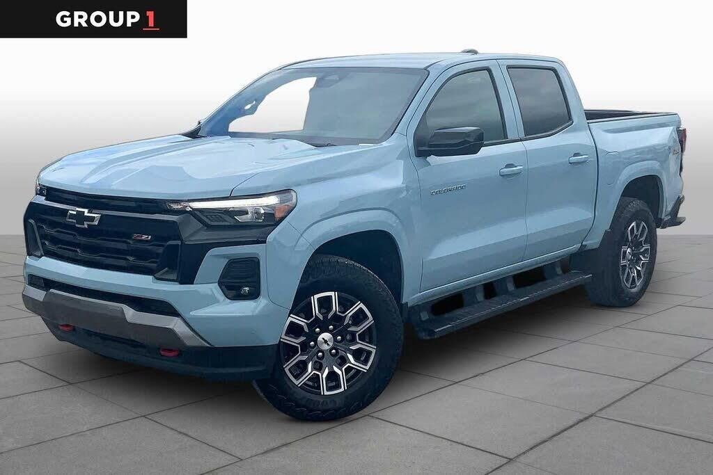 2025 Chevrolet Colorado Z71 — photo 1 of 1
