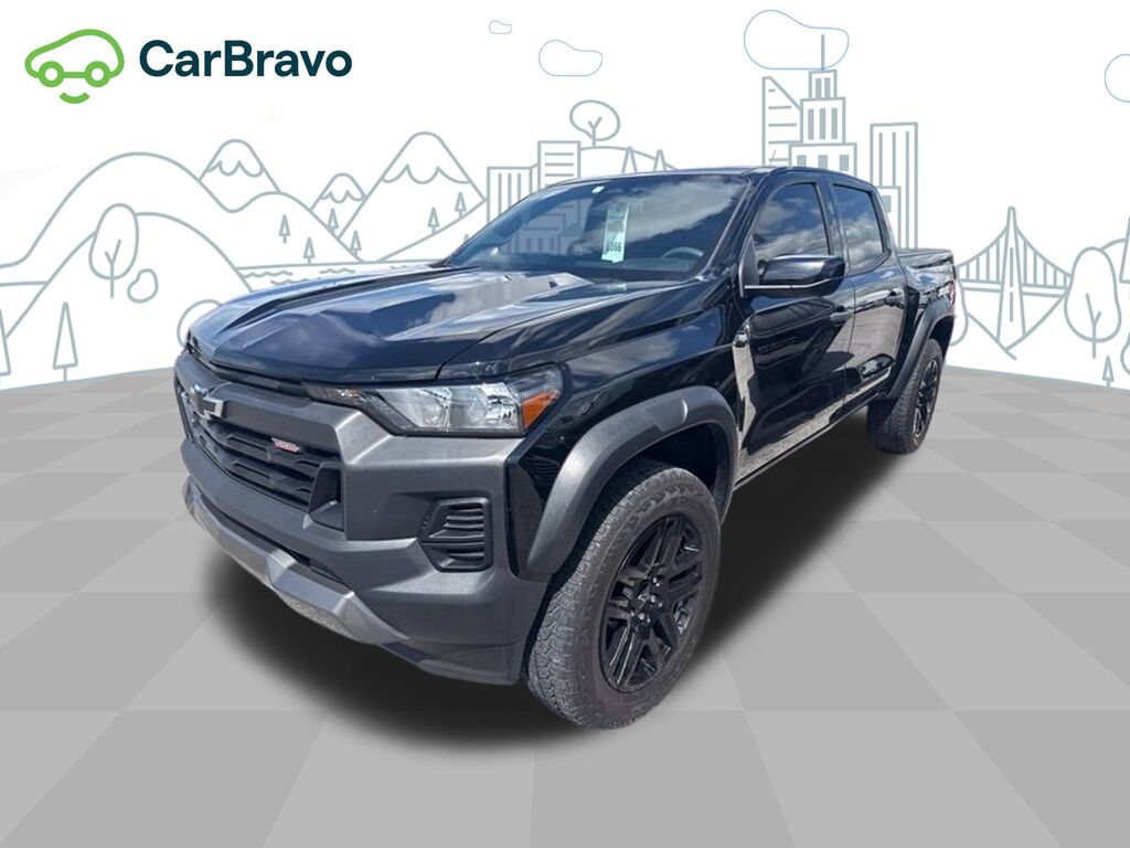 2023 Chevrolet Colorado 4WD Trail Boss — photo 1 of 3