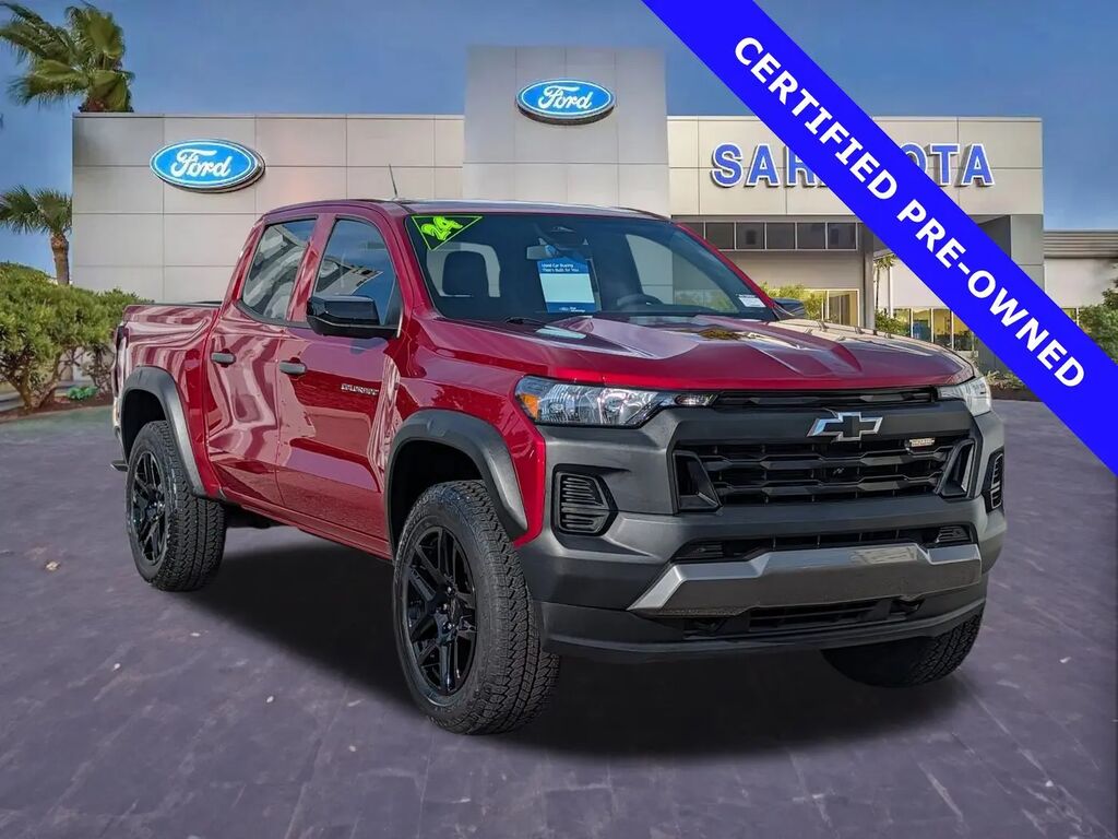 2024 Chevrolet Colorado Trail Boss — photo 1 of 13