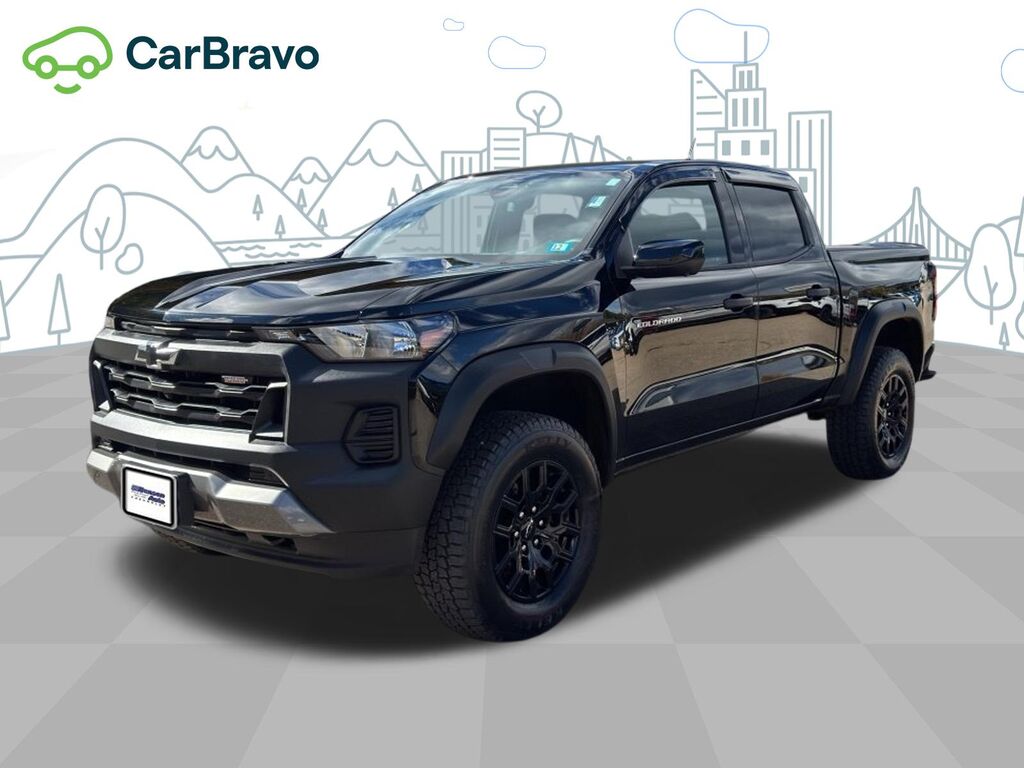 2024 Chevrolet Colorado Trail Boss — photo 1 of 7