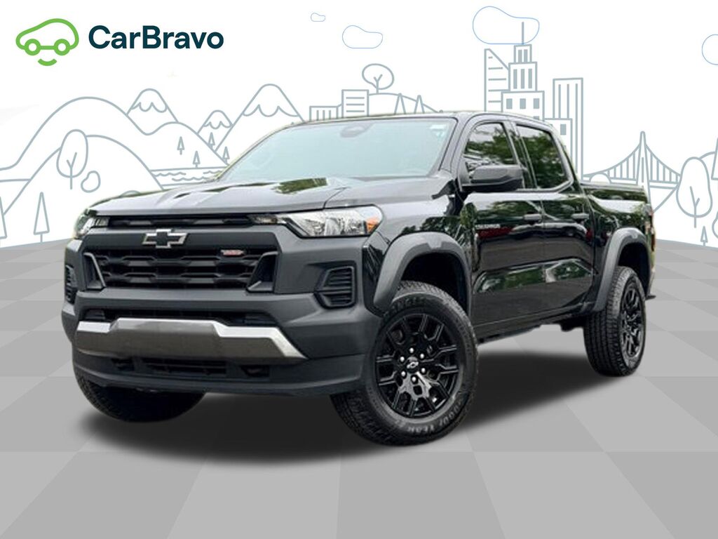 2023 Chevrolet Colorado 4WD Trail Boss — photo 1 of 7