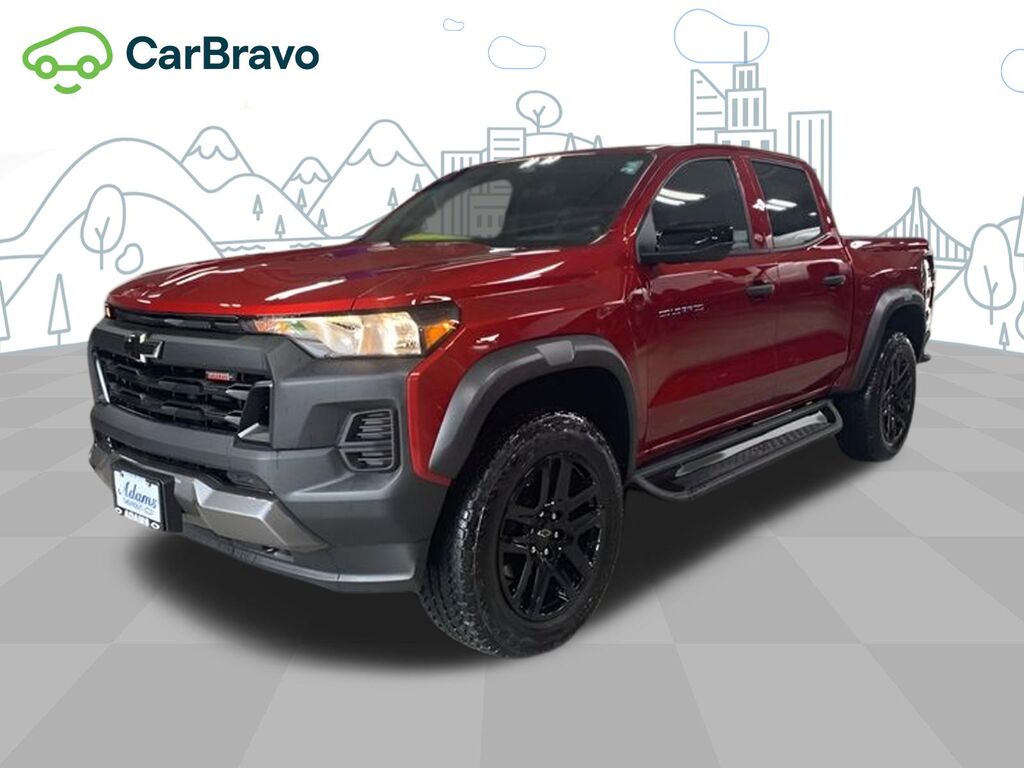 2024 Chevrolet Colorado Trail Boss — photo 1 of 6