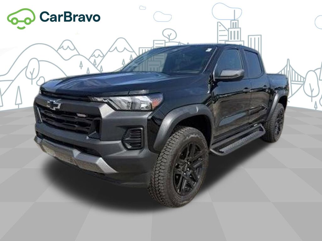 2025 Chevrolet Colorado Trail Boss — photo 1 of 6