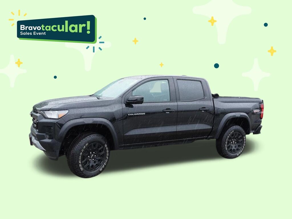 2023 Chevrolet Colorado Trail Boss — photo 1 of 6