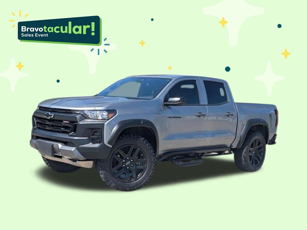 2023 Chevrolet Colorado 4WD Trail Boss — photo 1 of 6