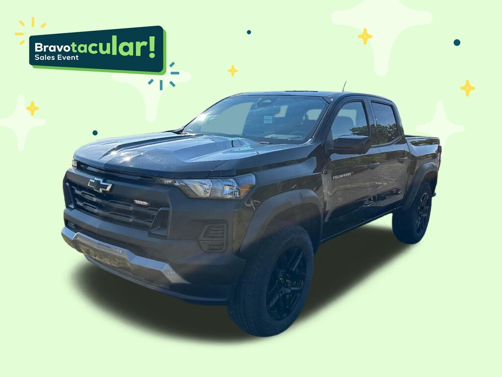 2023 Chevrolet Colorado 4WD Trail Boss — photo 1 of 6