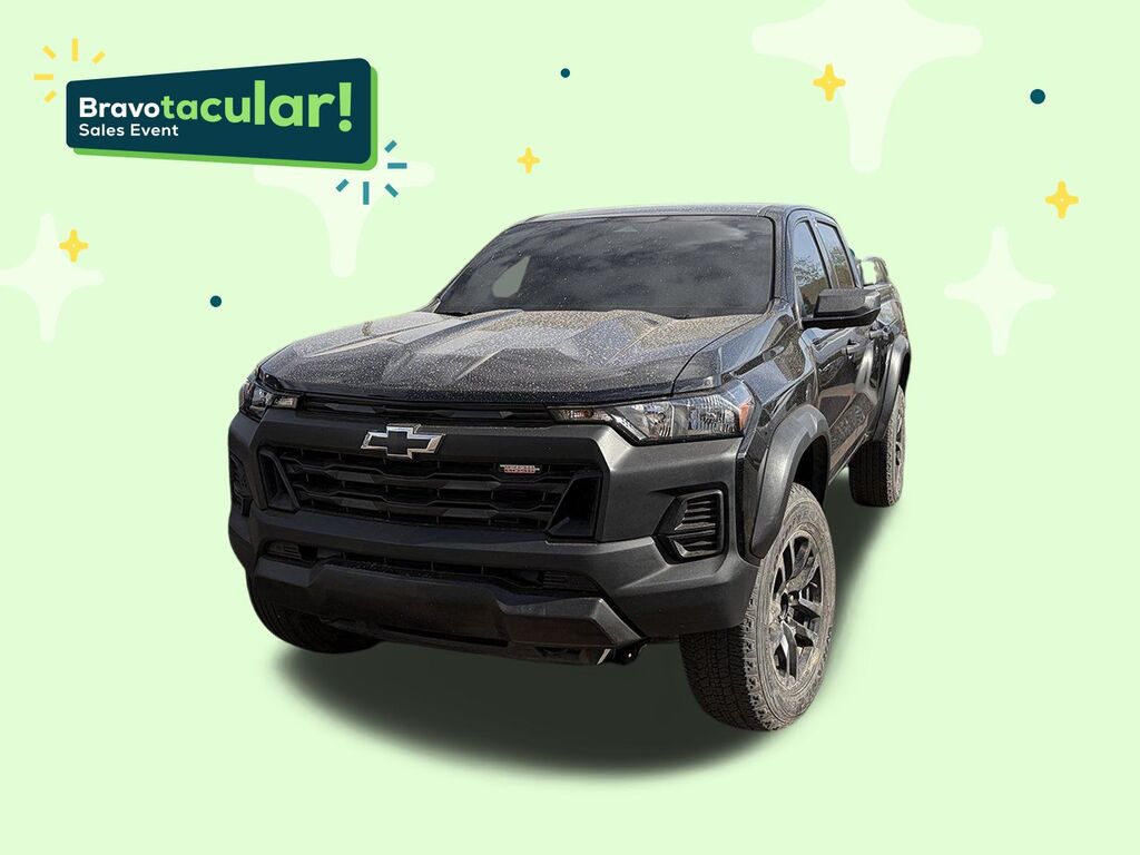 2024 Chevrolet Colorado Trail Boss — photo 1 of 7