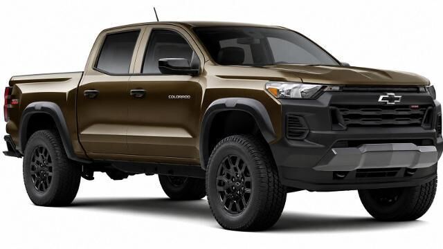 2023 Chevrolet Colorado Trail Boss — photo 1 of 25