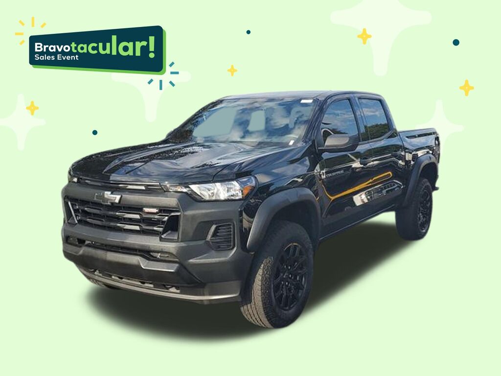 2023 Chevrolet Colorado 4WD Trail Boss — photo 1 of 7