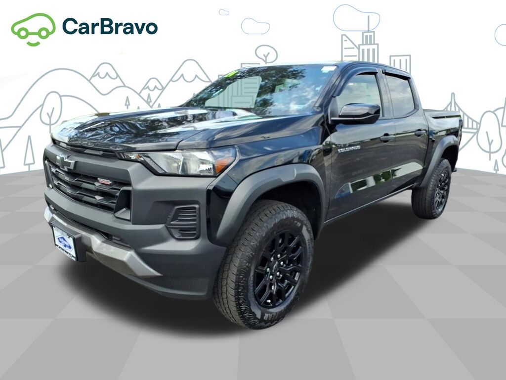 2024 Chevrolet Colorado Trail Boss — photo 1 of 6