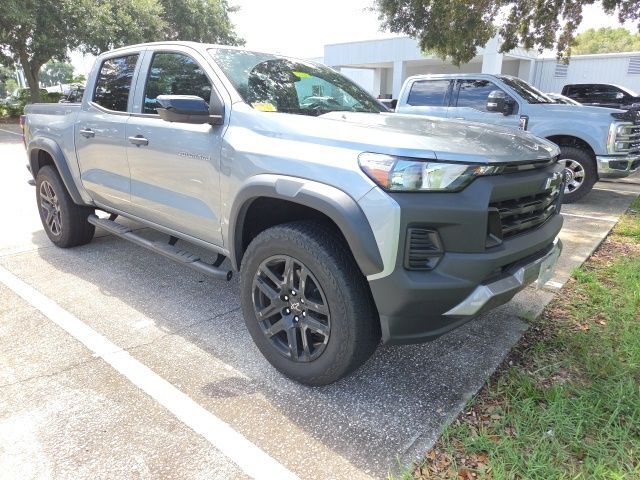 2024 Chevrolet Colorado Trail Boss — photo 1 of 13