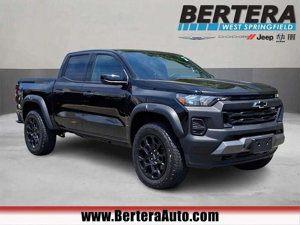 2026 Chevrolet Colorado Trail Boss — photo 1 of 13