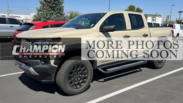 2023 Chevrolet Colorado Trail Boss — photo 1 of 30