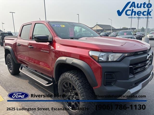 2023 Chevrolet Colorado Trail Boss — photo 1 of 13