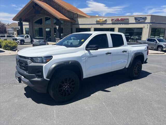2023 Chevrolet Colorado Trail Boss — photo 1 of 13