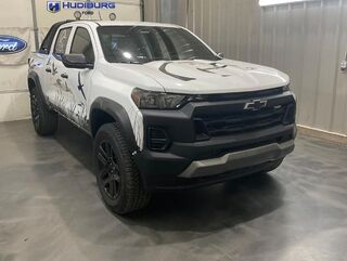 2025 Chevrolet Colorado Trail Boss — photo 1 of 26