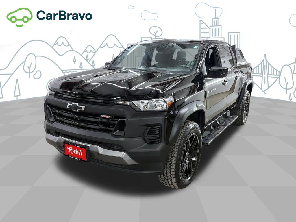2024 Chevrolet Colorado Trail Boss — photo 1 of 7
