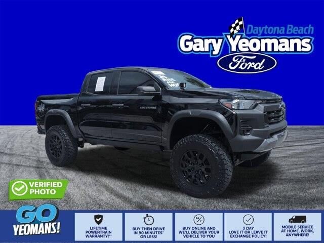 2024 Chevrolet Colorado Trail Boss — photo 1 of 14