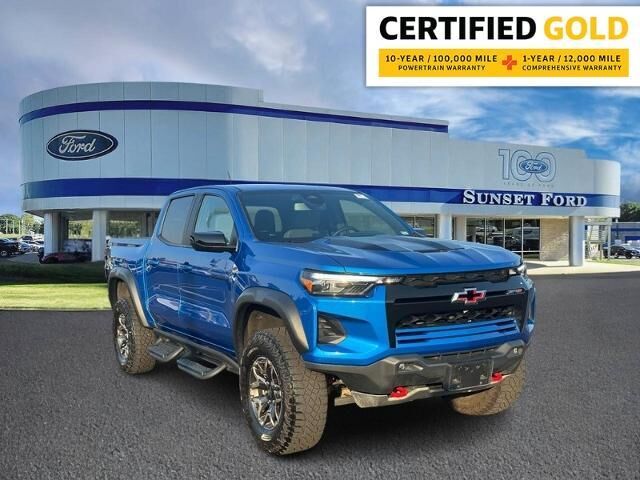 2024 Chevrolet Colorado ZR2 — photo 1 of 25