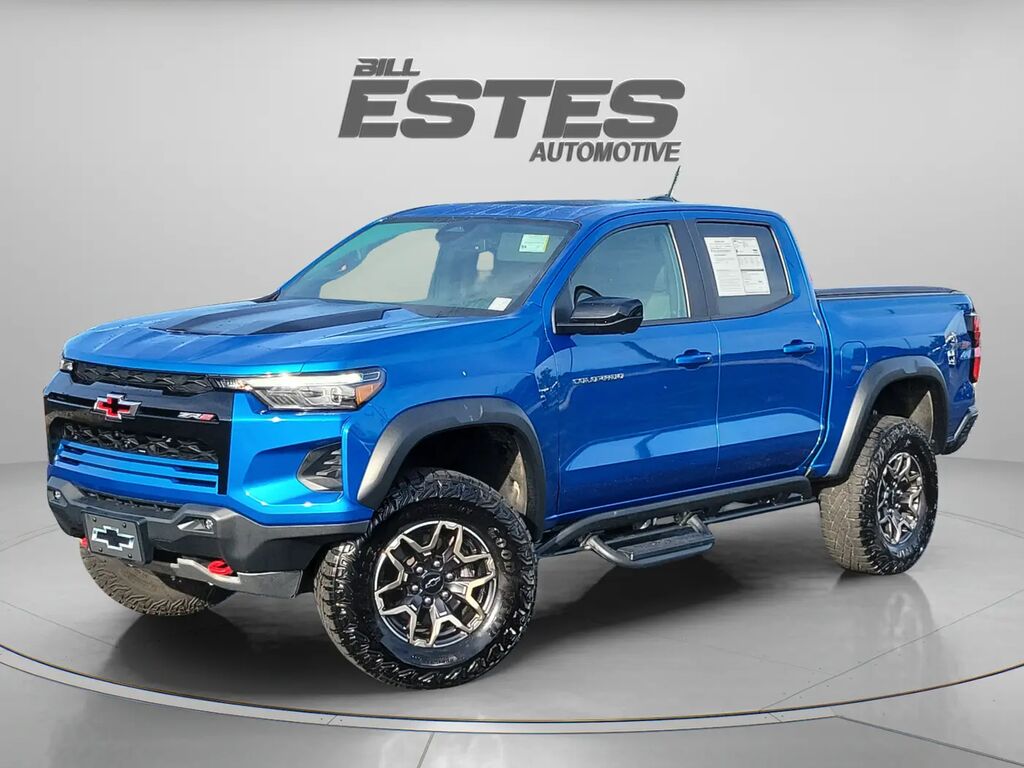 2023 Chevrolet Colorado ZR2 — photo 1 of 13