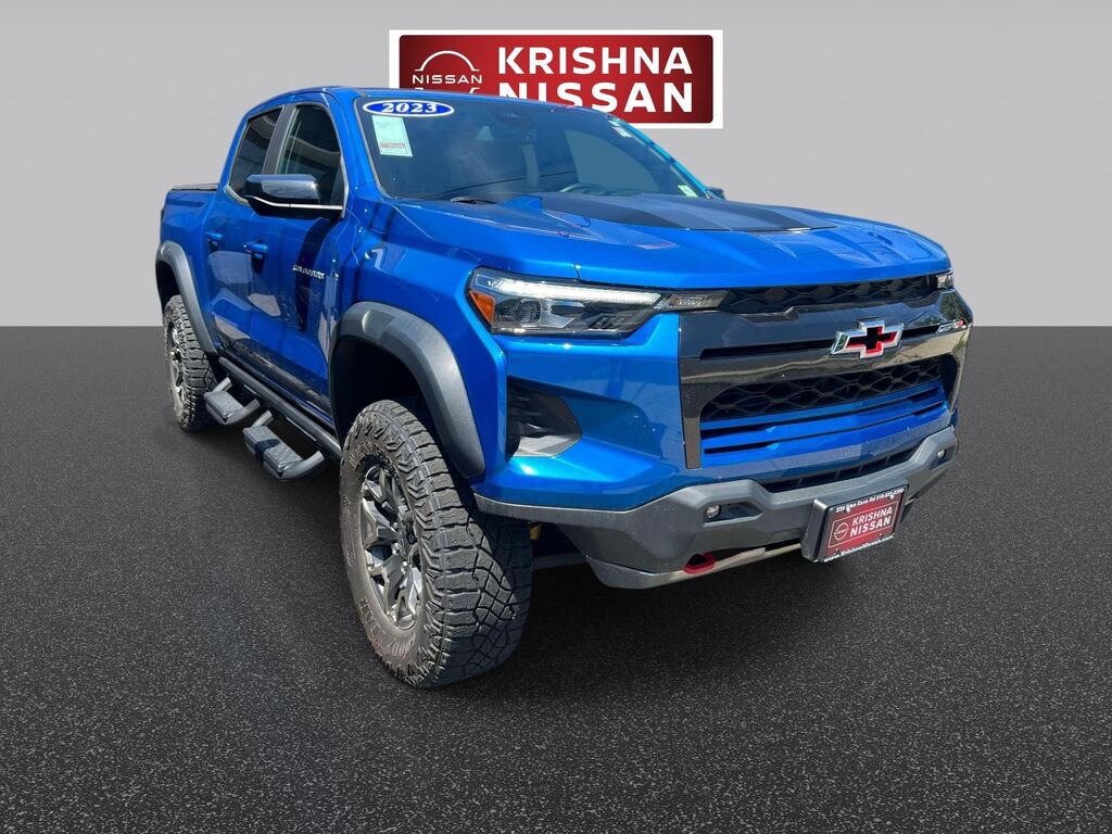 2023 Chevrolet Colorado ZR2 — photo 1 of 12