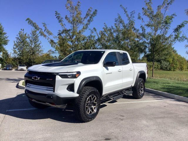 2024 Chevrolet Colorado ZR2