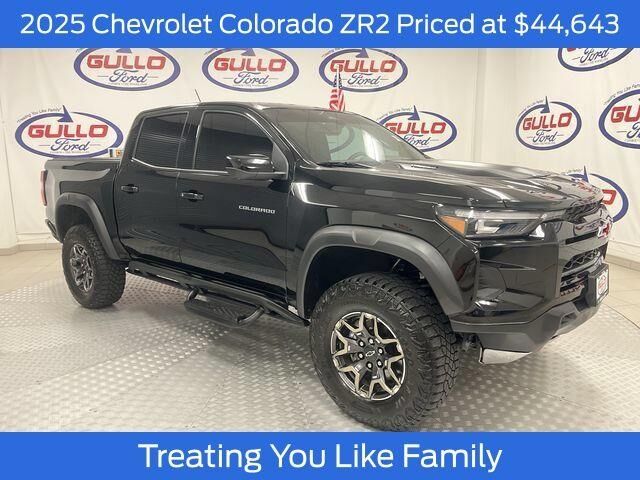2025 Chevrolet Colorado ZR2 — photo 1 of 13