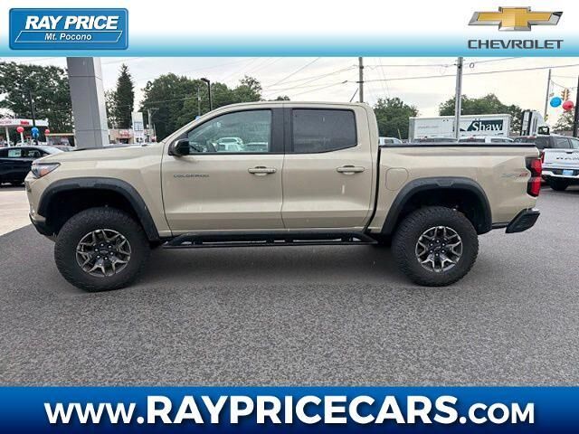 2024 Chevrolet Colorado ZR2 — photo 1 of 26