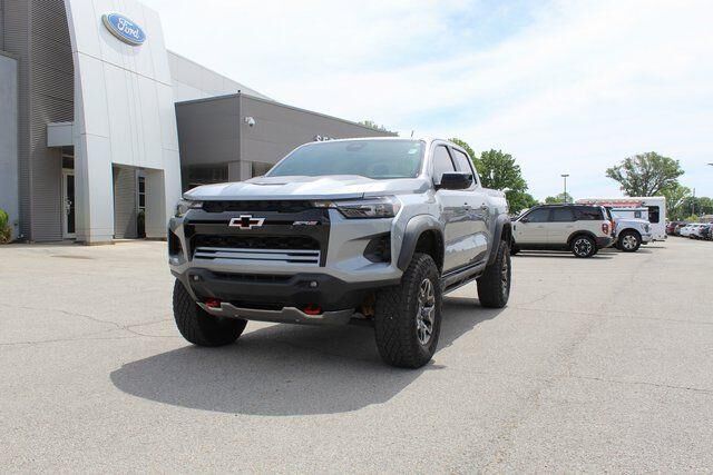 2024 Chevrolet Colorado ZR2 — photo 1 of 13