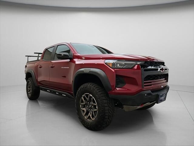 2024 Chevrolet Colorado ZR2 — photo 1 of 4
