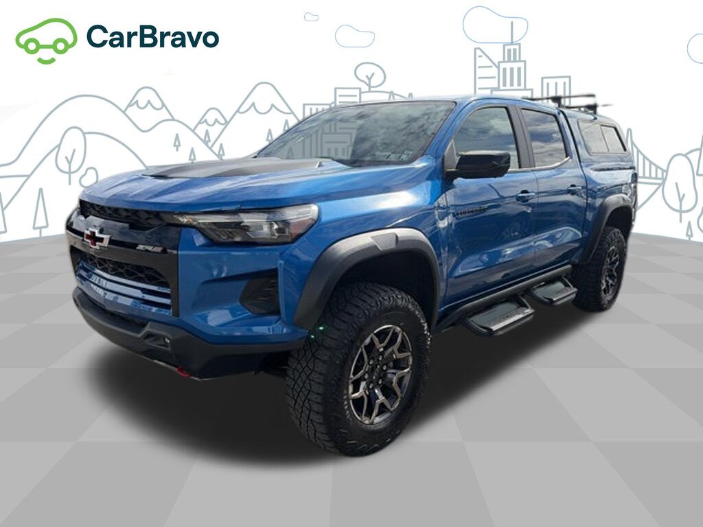 2023 Chevrolet Colorado 4WD ZR2 — photo 1 of 7
