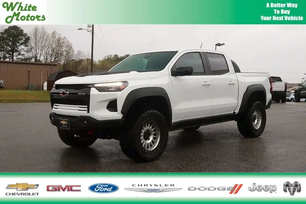 2024 Chevrolet Colorado ZR2 — photo 1 of 13