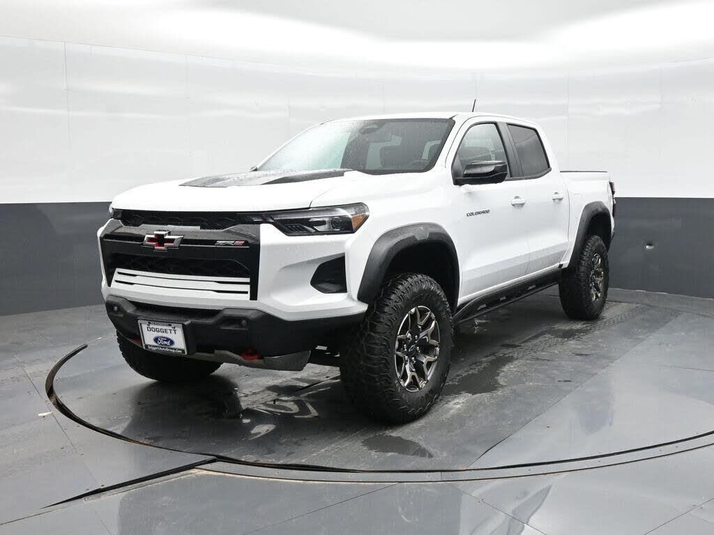 2024 Chevrolet Colorado ZR2 — photo 1 of 1