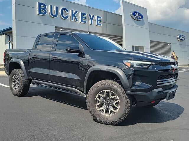 2023 Chevrolet Colorado ZR2 — photo 1 of 13