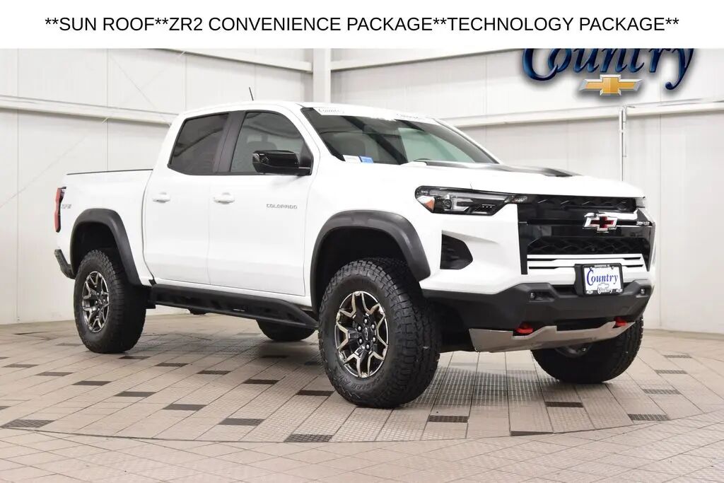 2024 Chevrolet Colorado ZR2 — photo 1 of 11