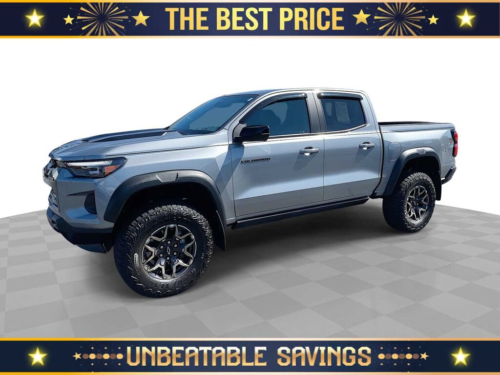 2024 Chevrolet Colorado 4WD ZR2 — photo 1 of 13