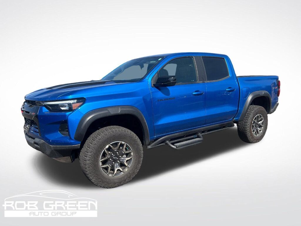 2024 Chevrolet Colorado ZR2 — photo 1 of 2