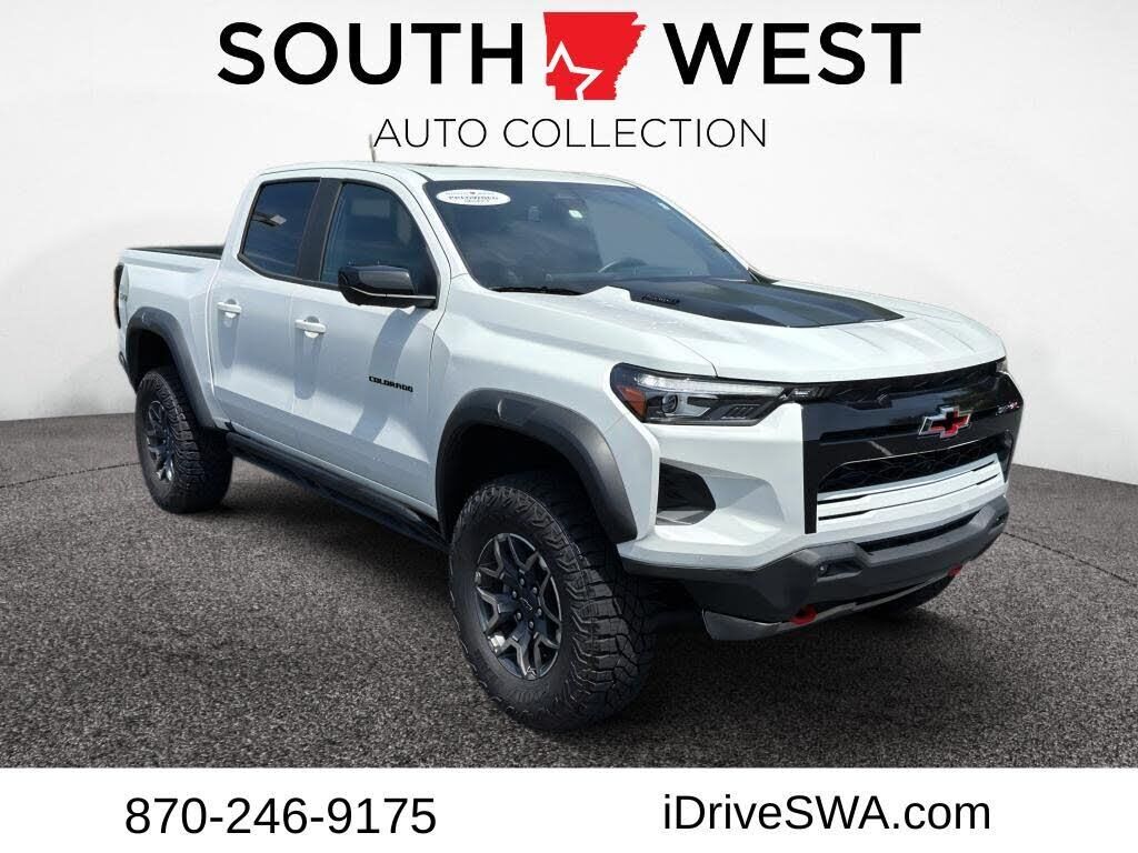 2025 Chevrolet Colorado ZR2 — photo 1 of 1