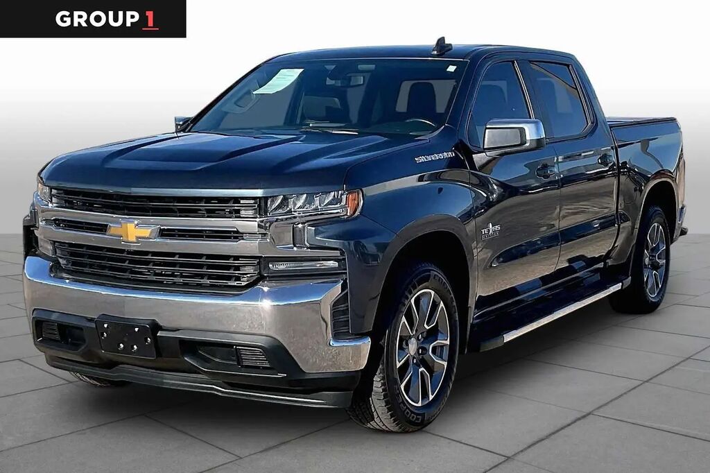 2020 Chevrolet Silverado 1500 LT — photo 1 of 12