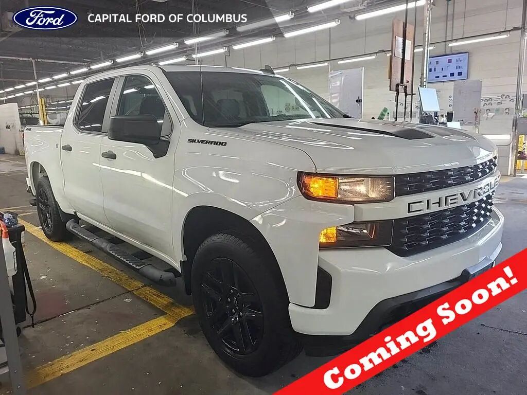 2022 Chevrolet Silverado 1500 Limited Custom — photo 1 of 4