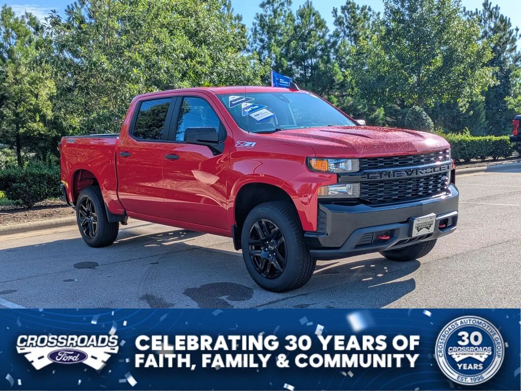 2022 Chevrolet Silverado 1500 Limited Custom Trail Boss — photo 1 of 14