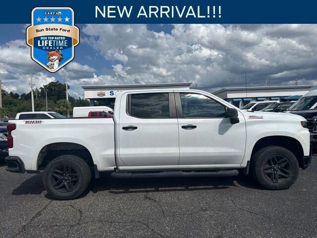 2020 Chevrolet Silverado 1500 LT Trail Boss — photo 1 of 10