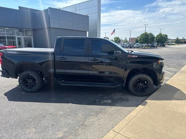 2020 Chevrolet Silverado 1500 LT Trail Boss — photo 1 of 26