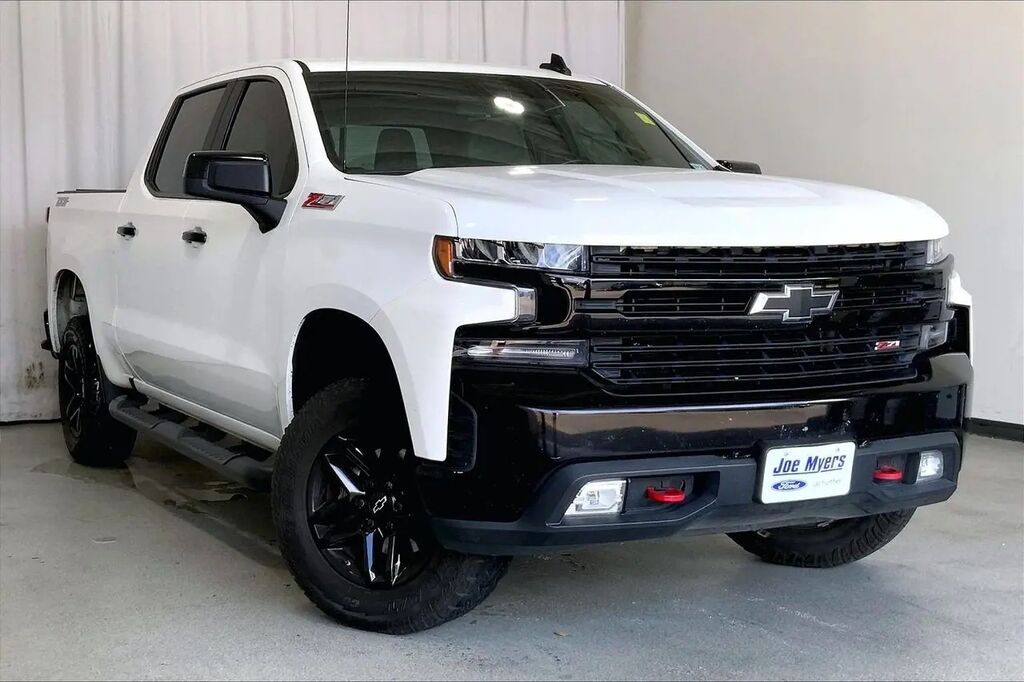 2019 Chevrolet Silverado 1500 LT Trail Boss — photo 1 of 27