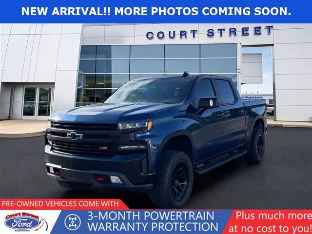 2021 Chevrolet Silverado 1500 LT Trail Boss — photo 1 of 5