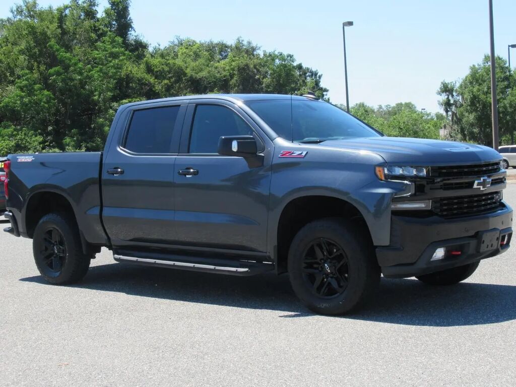 2022 Chevrolet Silverado 1500 Limited LT Trail Boss — photo 1 of 13